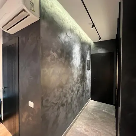 Centric Apartment *